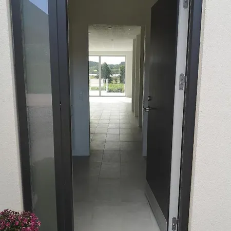 Hus Med Soudsigt * 브라브랜드